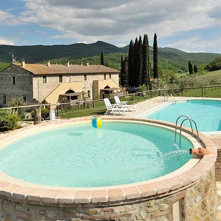 Agriturismo Due Ponti Chianni Luaran gambar