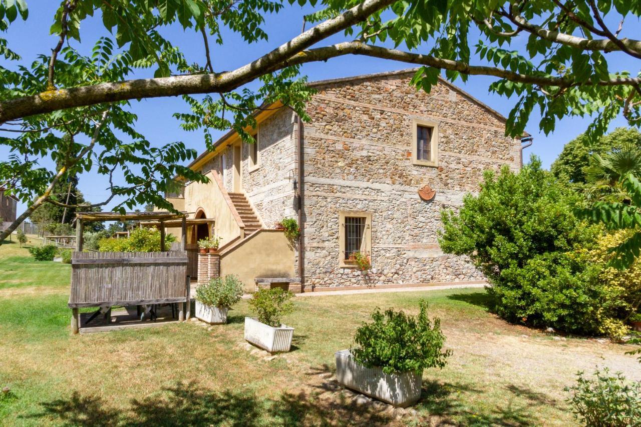 Agriturismo Due Ponti Chianni Luaran gambar