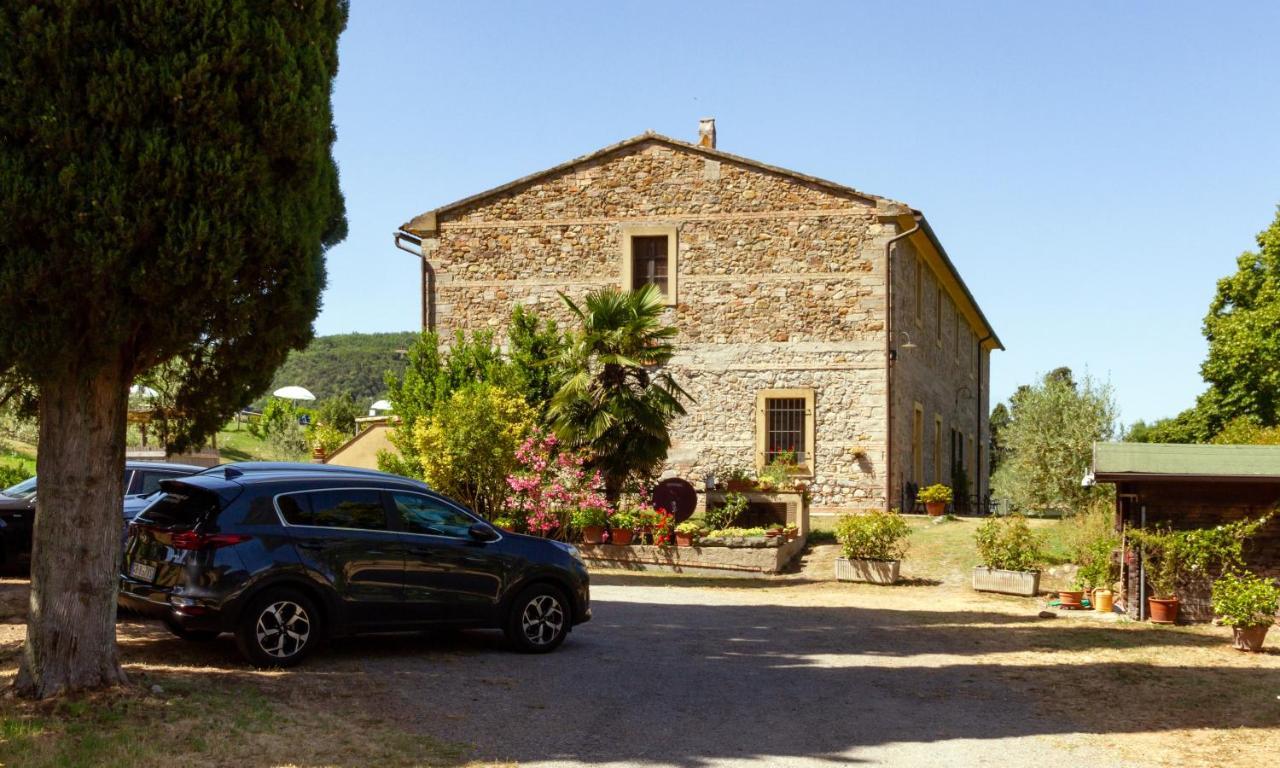 Agriturismo Due Ponti Chianni Luaran gambar