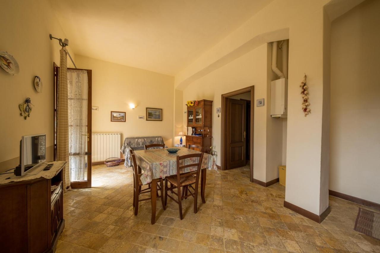 Agriturismo Due Ponti Chianni Luaran gambar