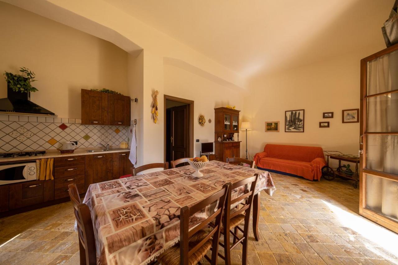 Agriturismo Due Ponti Chianni Luaran gambar