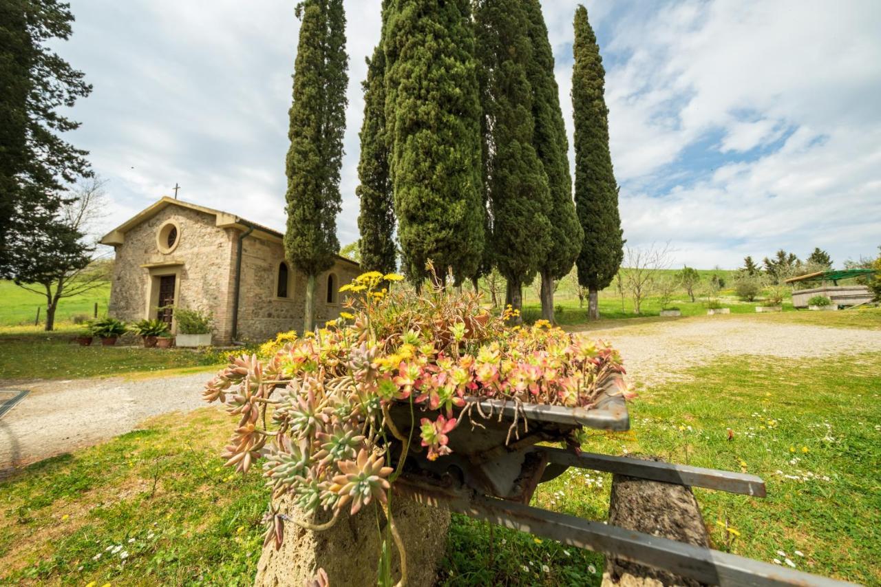 Agriturismo Due Ponti Chianni Luaran gambar