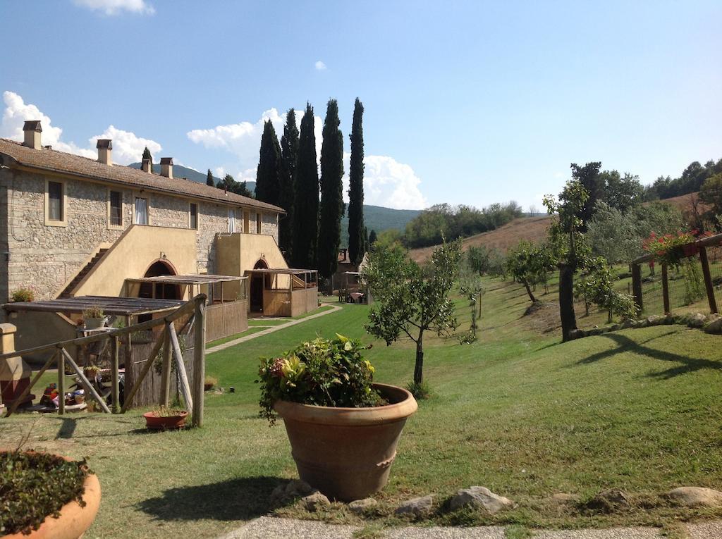 Agriturismo Due Ponti Chianni Luaran gambar